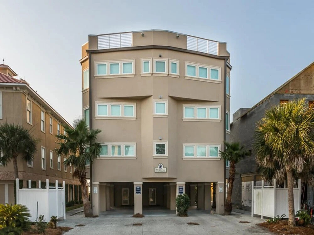 Shiphouse 1-first Floor by Hodnett Cooper
