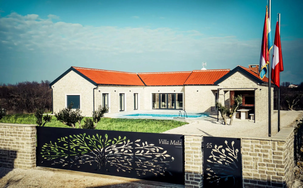 Villa Mala