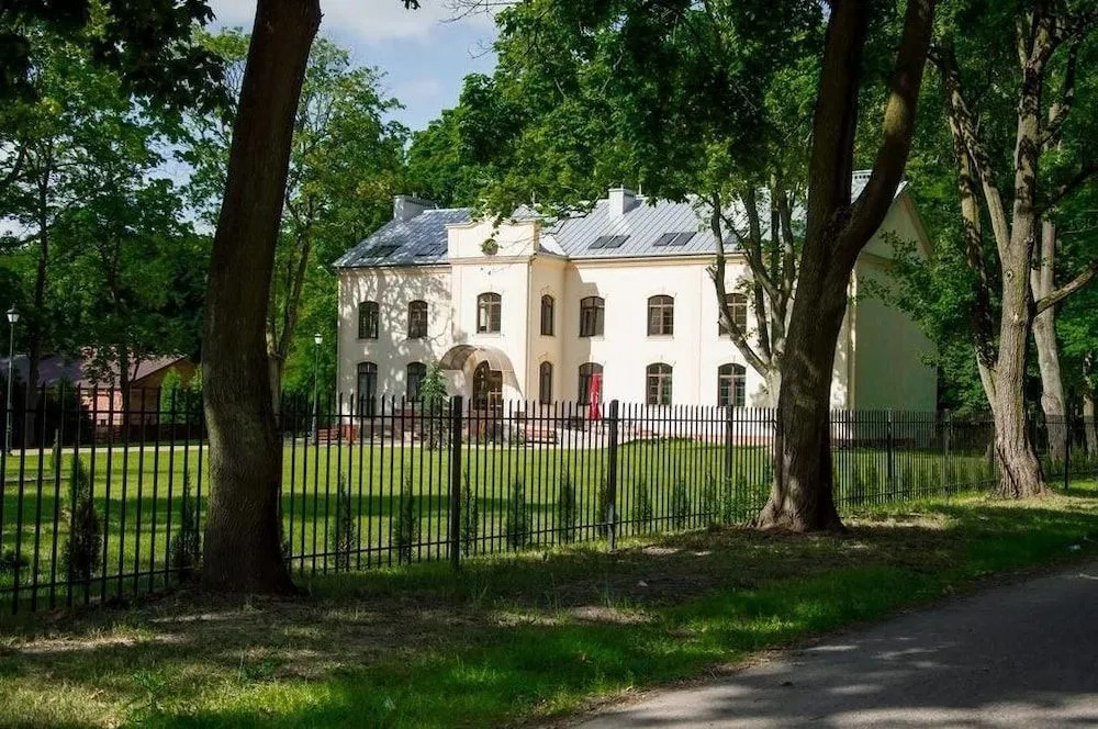 Modlin Palace - Général