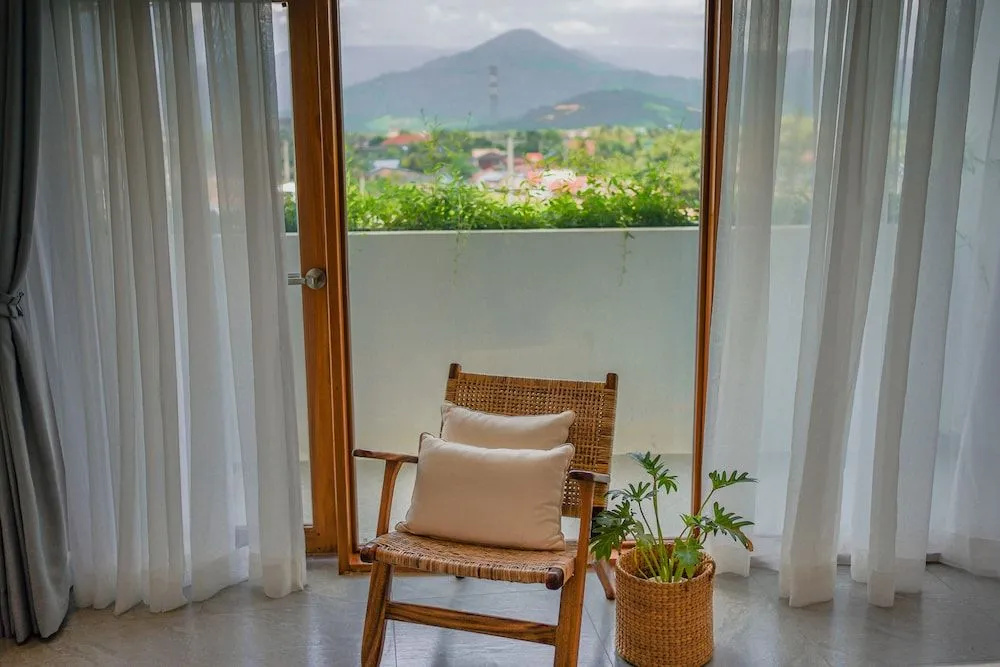 Balcony & Terrace