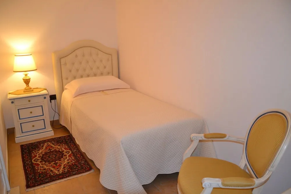 2 Bedrooms Standard Quadruple Family room