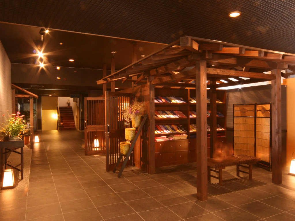 Lobby & Reception