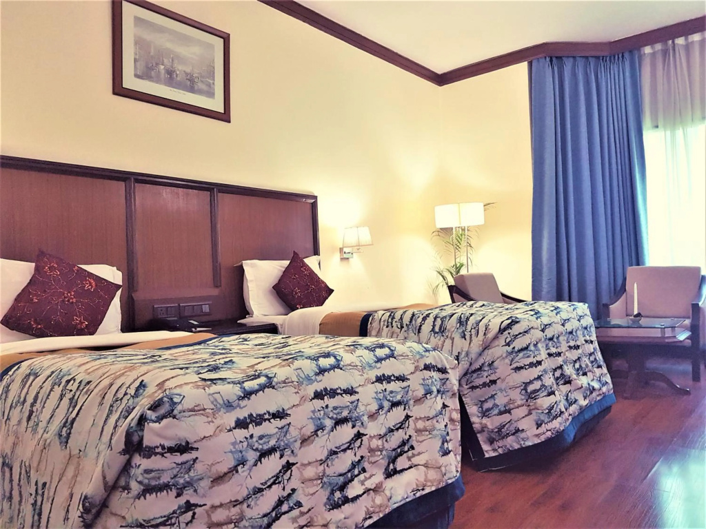 Hotel Samrat — 3