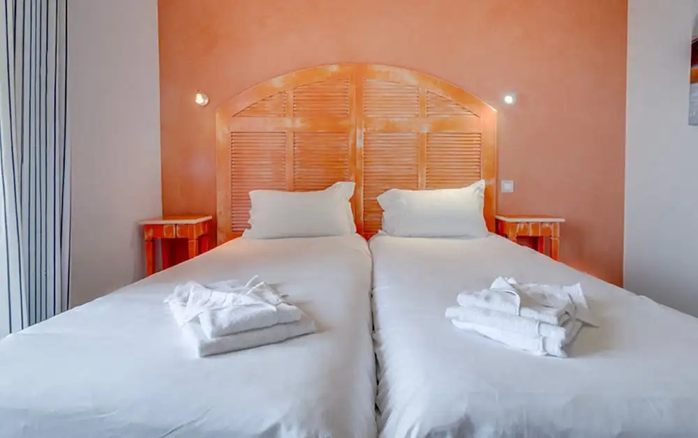 Vacancéole Le Domaine de Camiole - Chambres