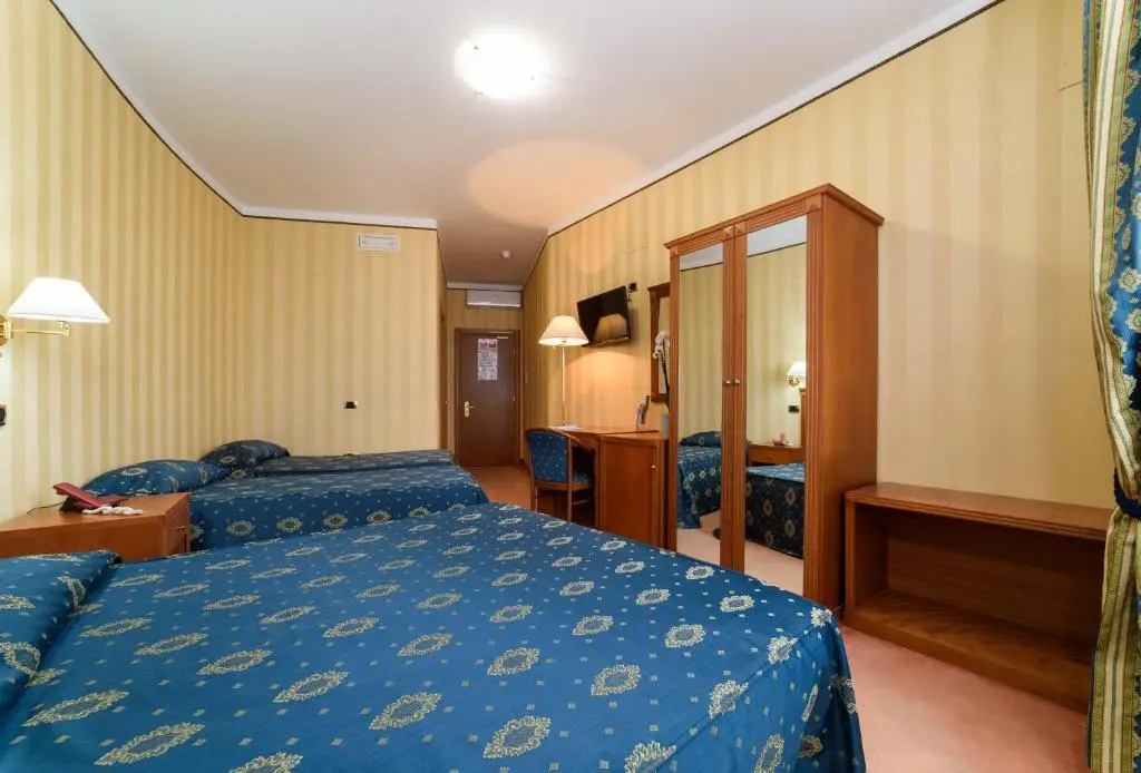 Standard Quadruple room