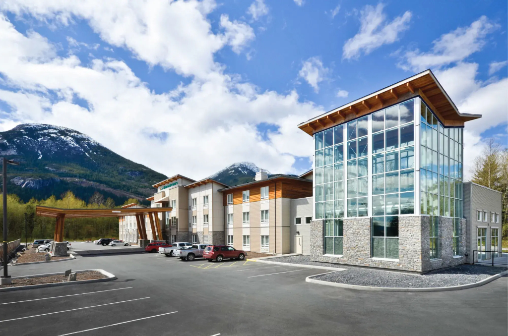 Sandman Hotel & Suites Squamish - фото 14