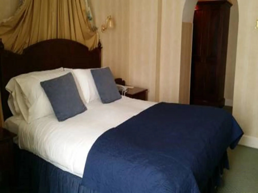 Great National Izaak Walton Hotel