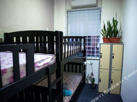 Raizzy's Guesthouse