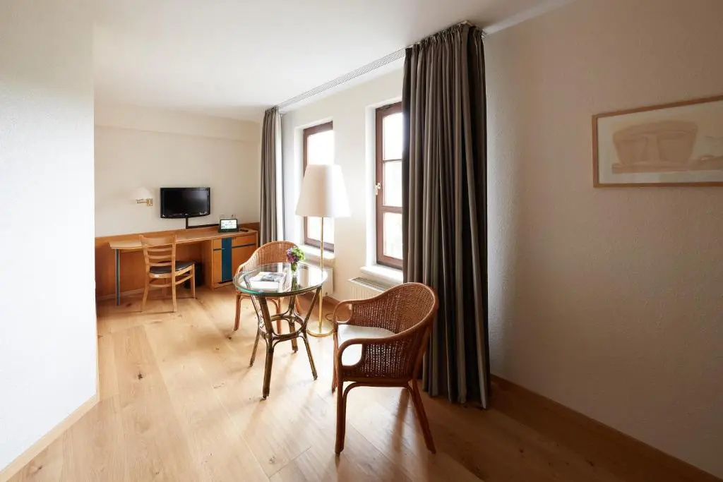 Premium Double room (full double bed)