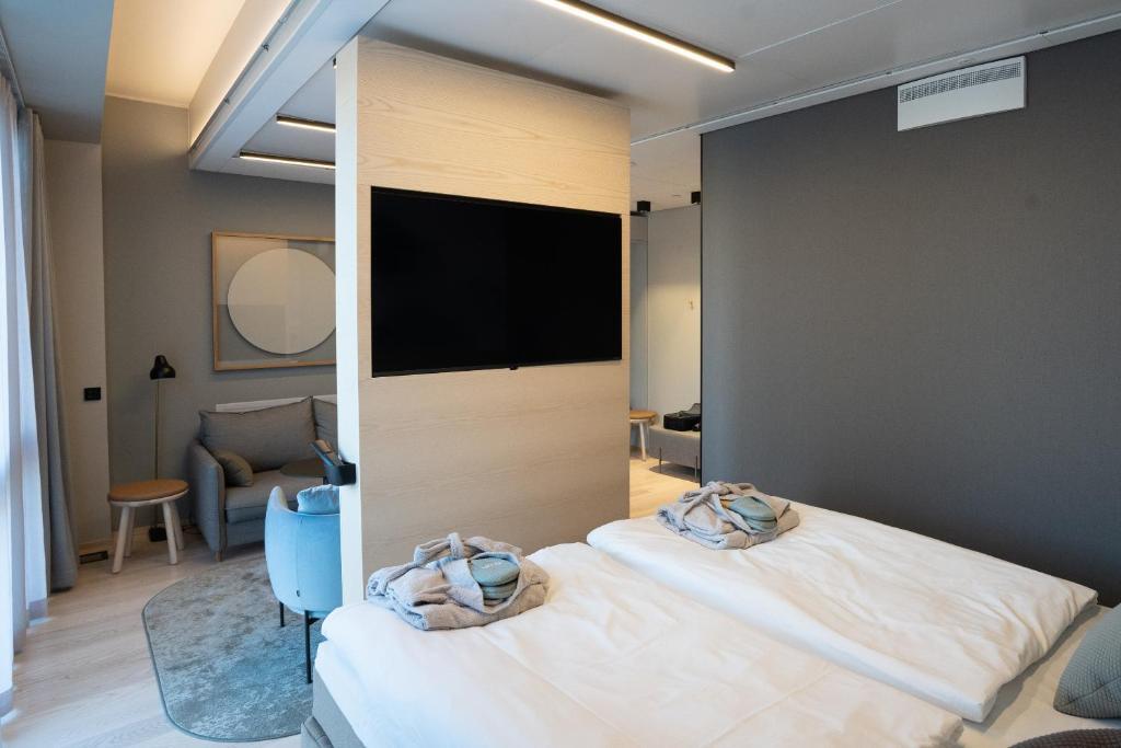 VALO Hotel & Work Helsinki picture