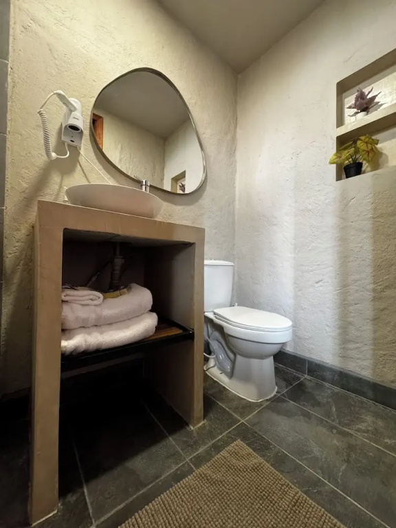 Deluxe Double room with balcony and with garden view (full double bed)