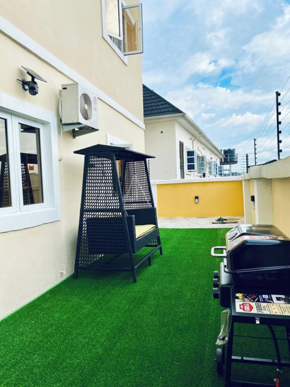Livin Lagos Shortstays