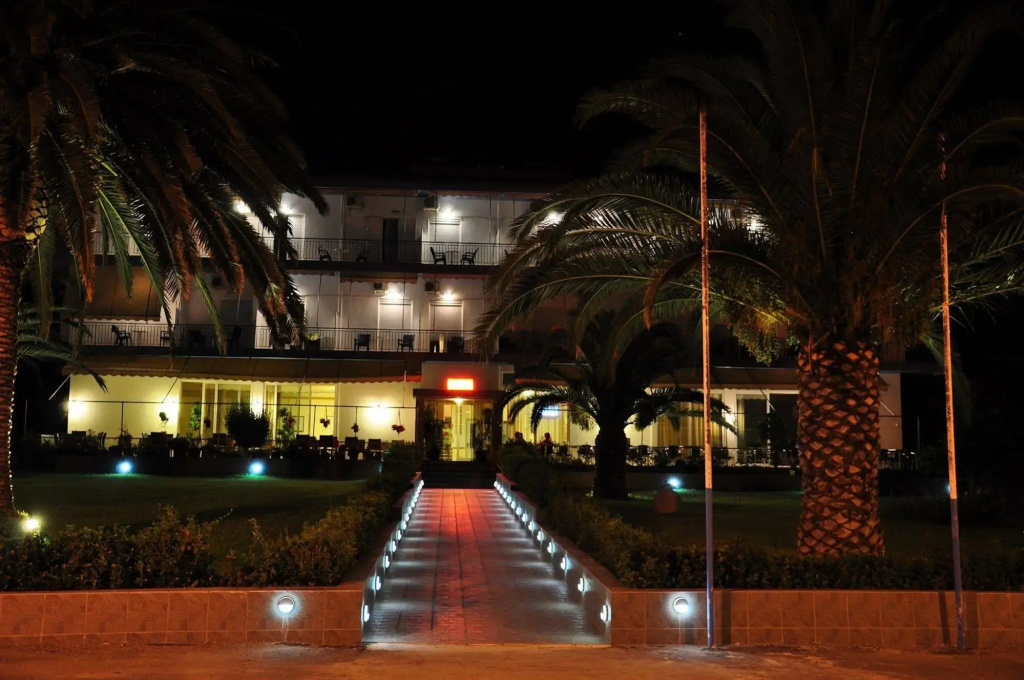 Elena Hotel