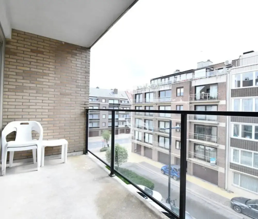 Studio in Middelkerke Near Sea Wall