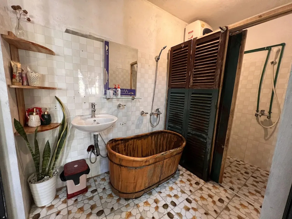 Семейный люкс в Saigonese Trekking House - Hostel