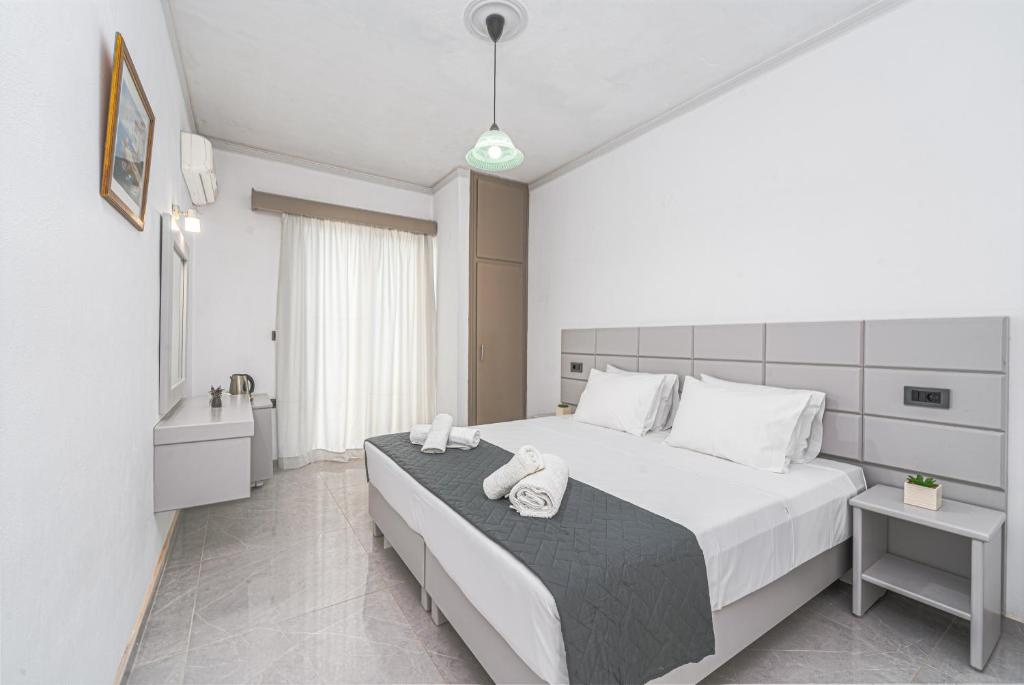 Economy room