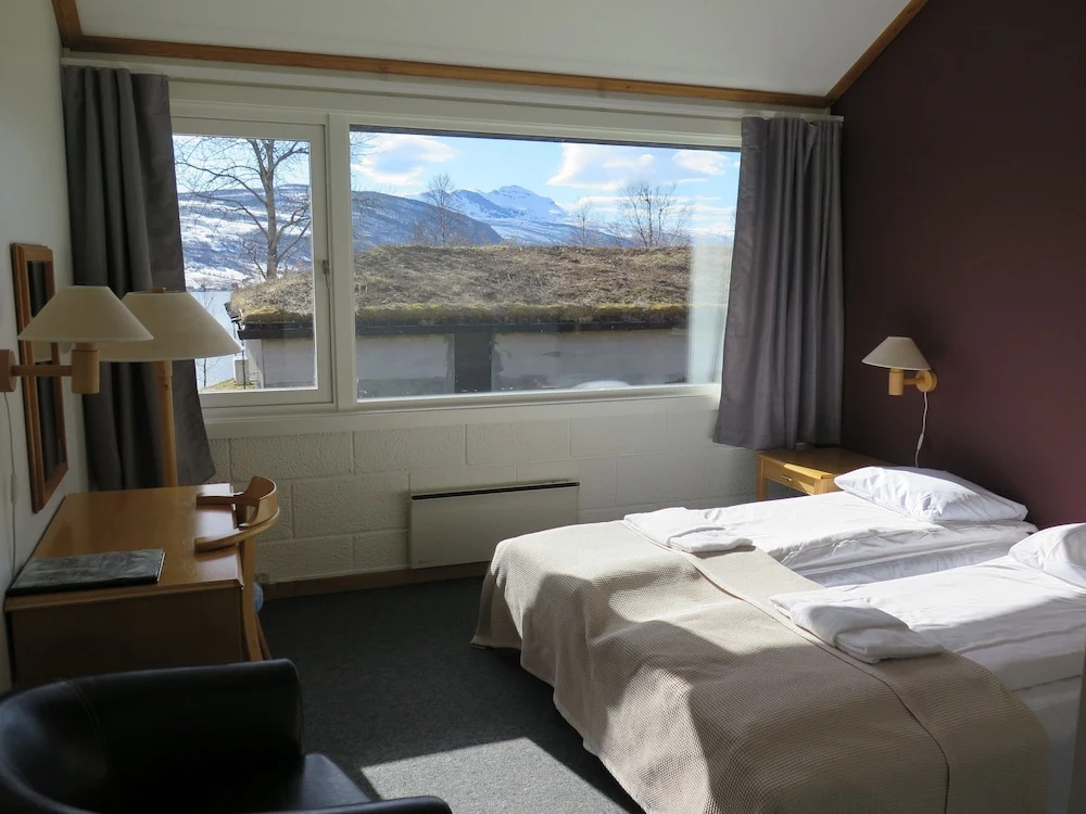 Economy room