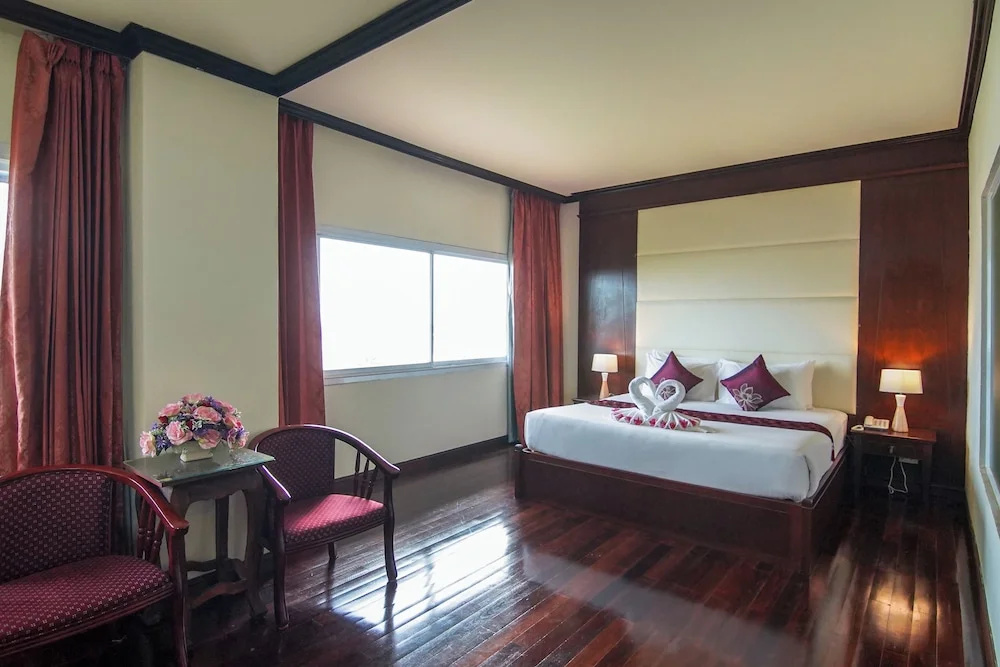 Arawan Riverside Hotel - Chambres