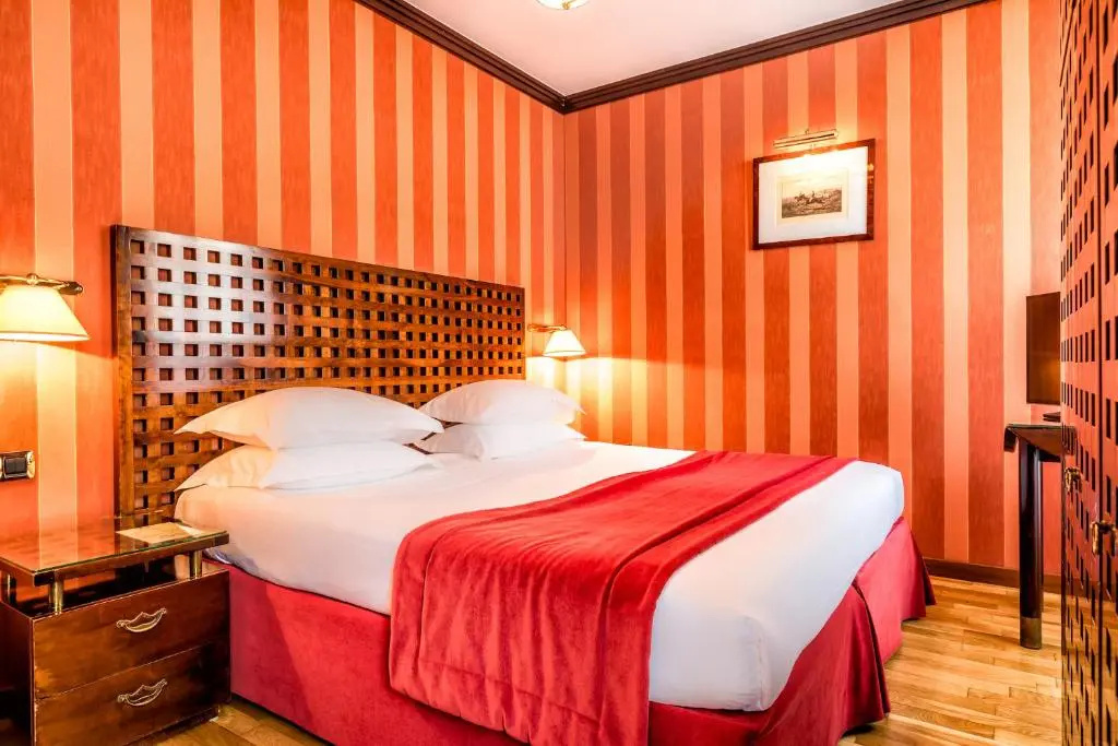 Standard Double room (full double bed)