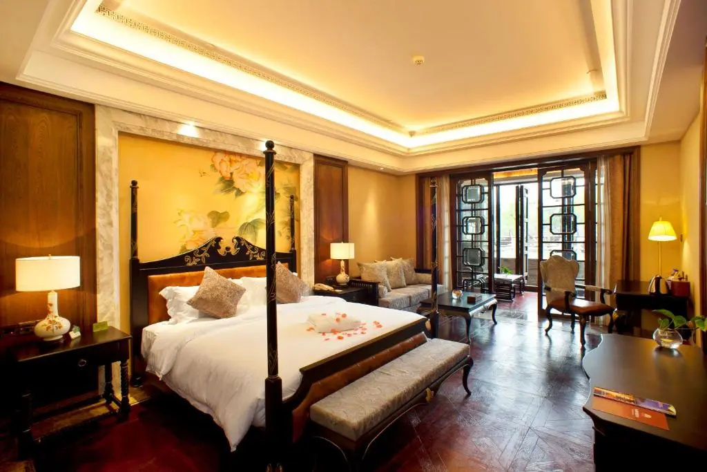 Standard room with balcony