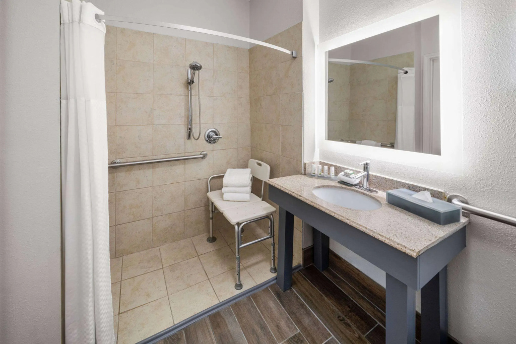 La Quinta Inn & Suites by Wyndham Angleton - Général