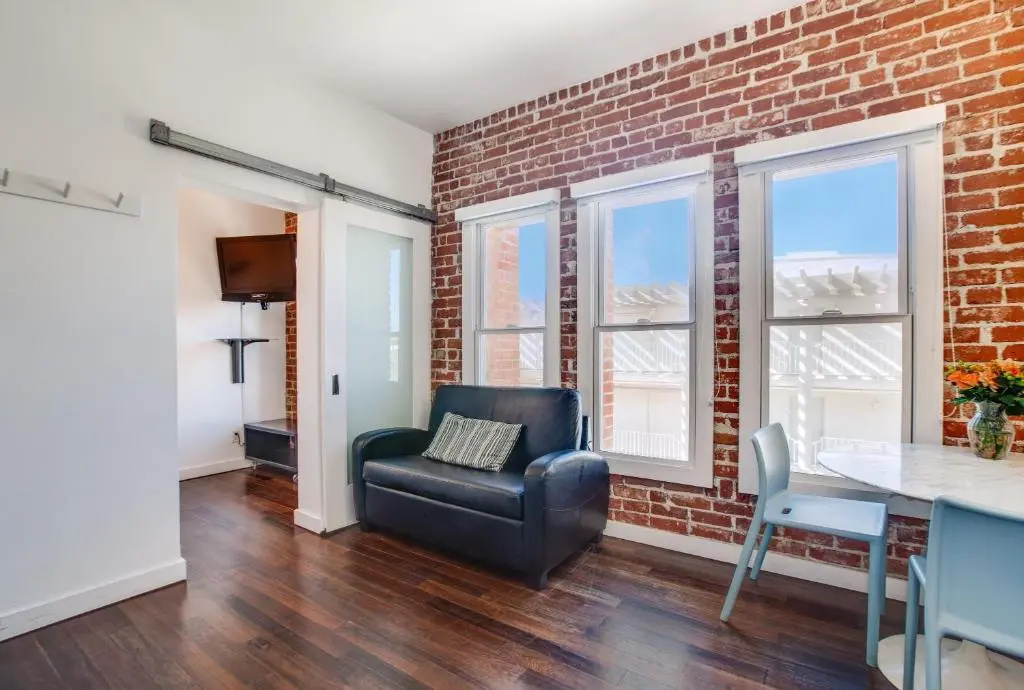 Venice Breeze Suites - Chambres