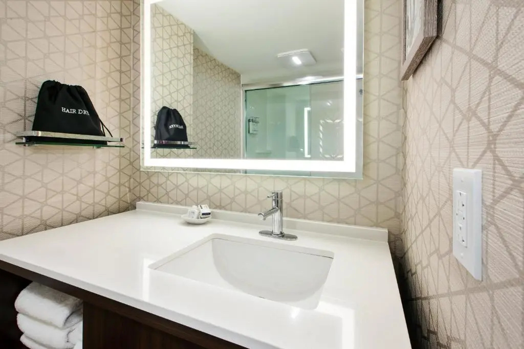 Holiday Inn Va Beach-Oceanside (21st St) by IHG - Chambres