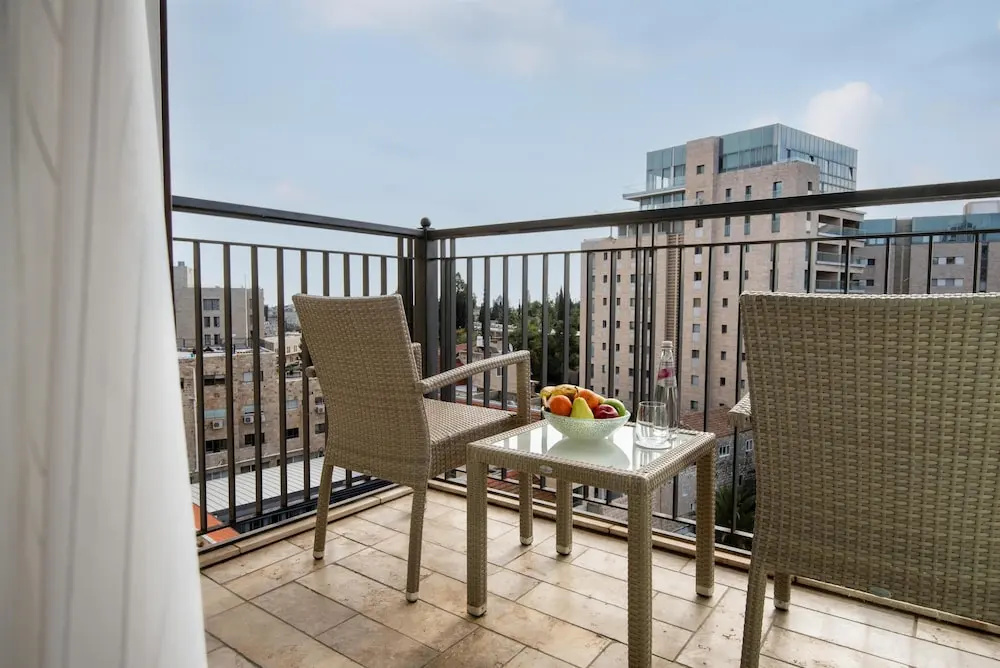 Grand High Floor Double room with balcony (twin beds)