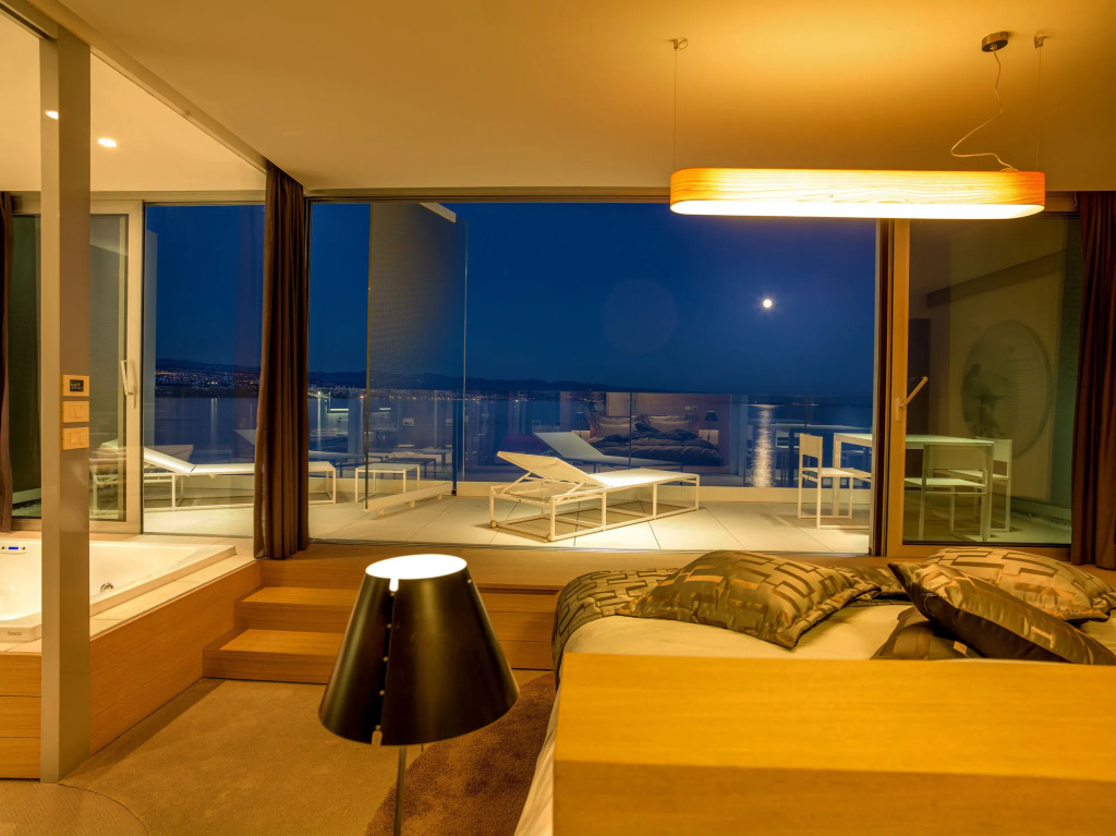 Hotel Bevanda by null