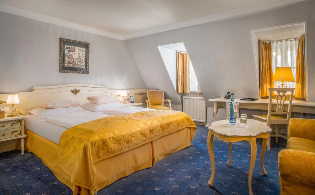 Schlosshotel Römischer Kaiser - Général