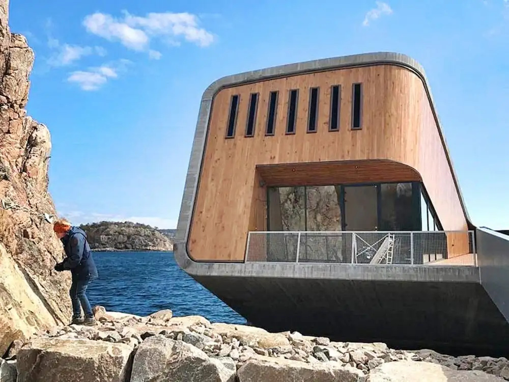 10 Person Holiday Home in Lindesnes