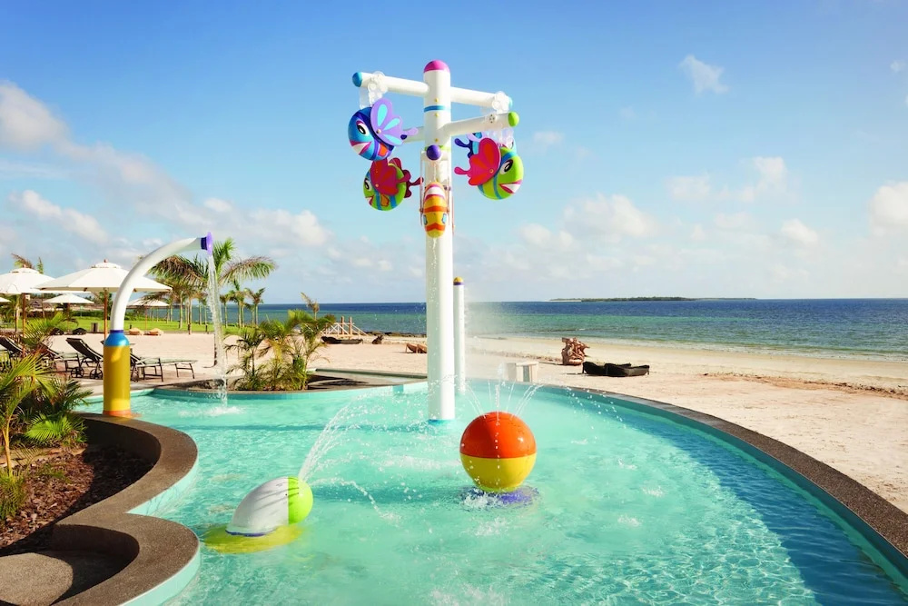 Beach & Waterfront
