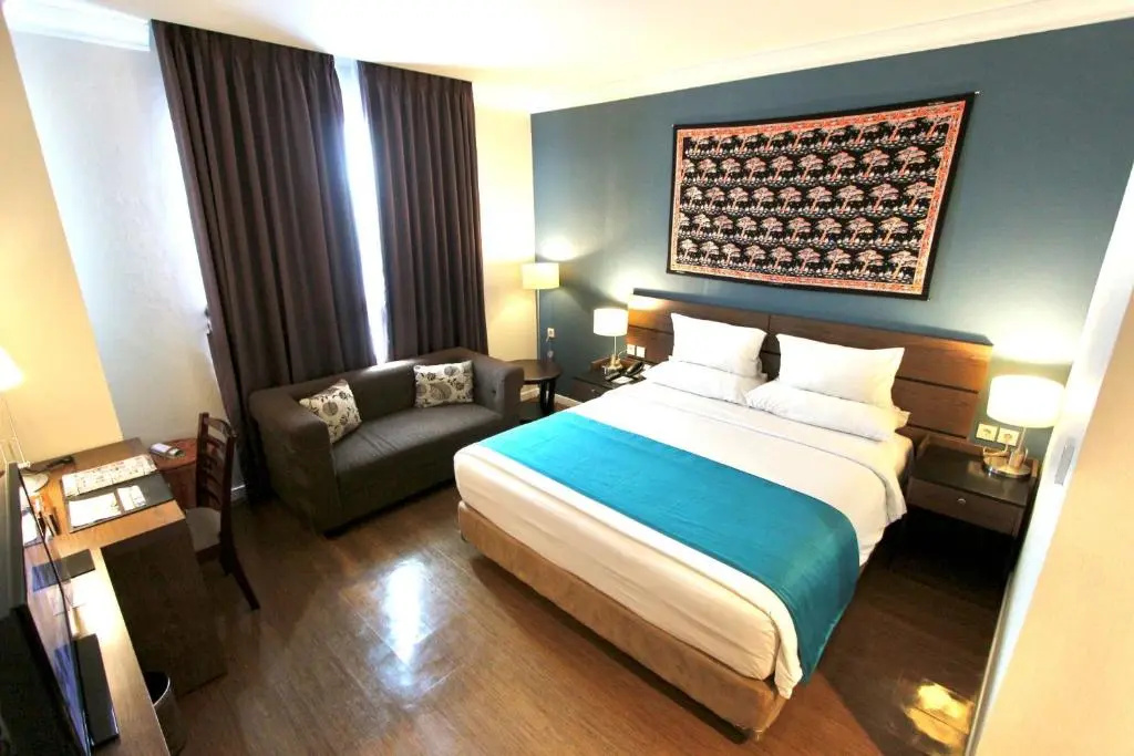 Deluxe Suite
