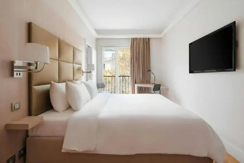 L’Edmond Hotel Parc Monceau 67