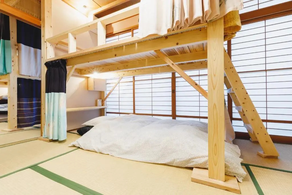 Bed in Dorm