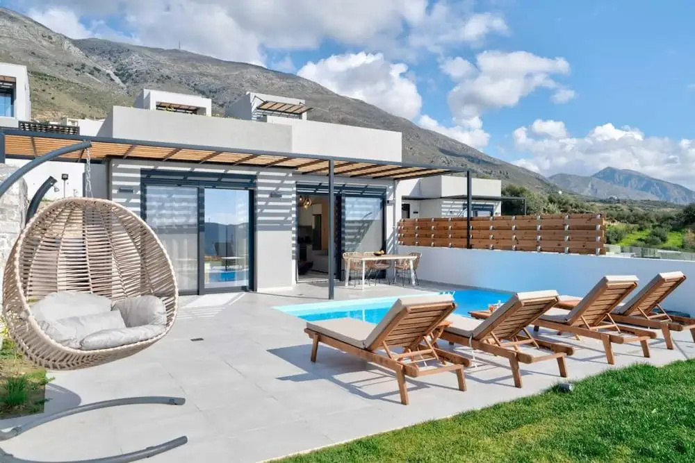 Villa Iris in Mariou