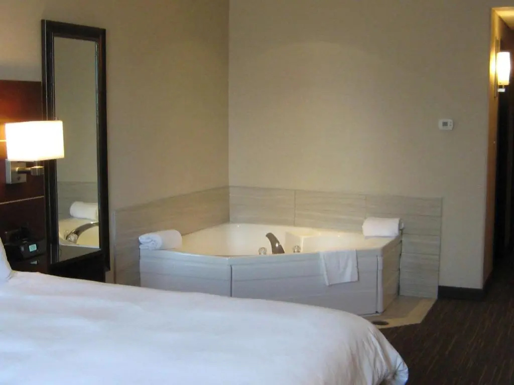Superior Double room (full double bed)
