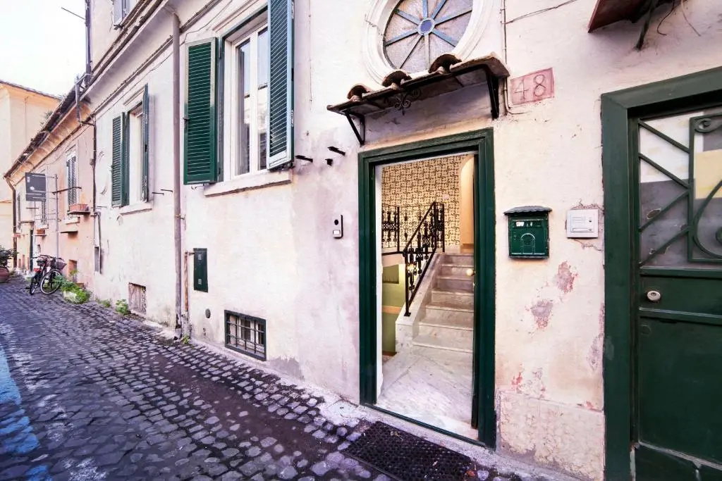 Sales Rome Trastevere Home