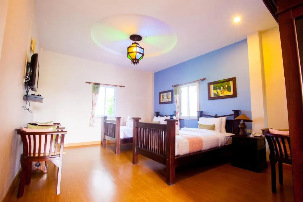 P Paradise Hotel - Chambres