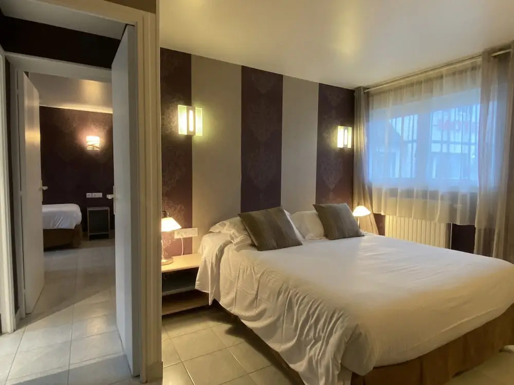Contact Hôtel - Hôtel les Bleuets & SPA - Chambres