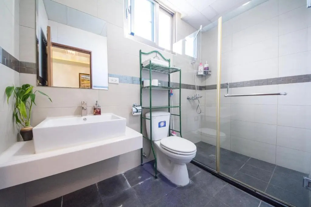 Deluxe Double room (full double bed)