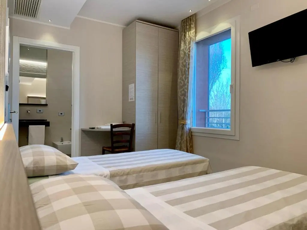 Deluxe Single room