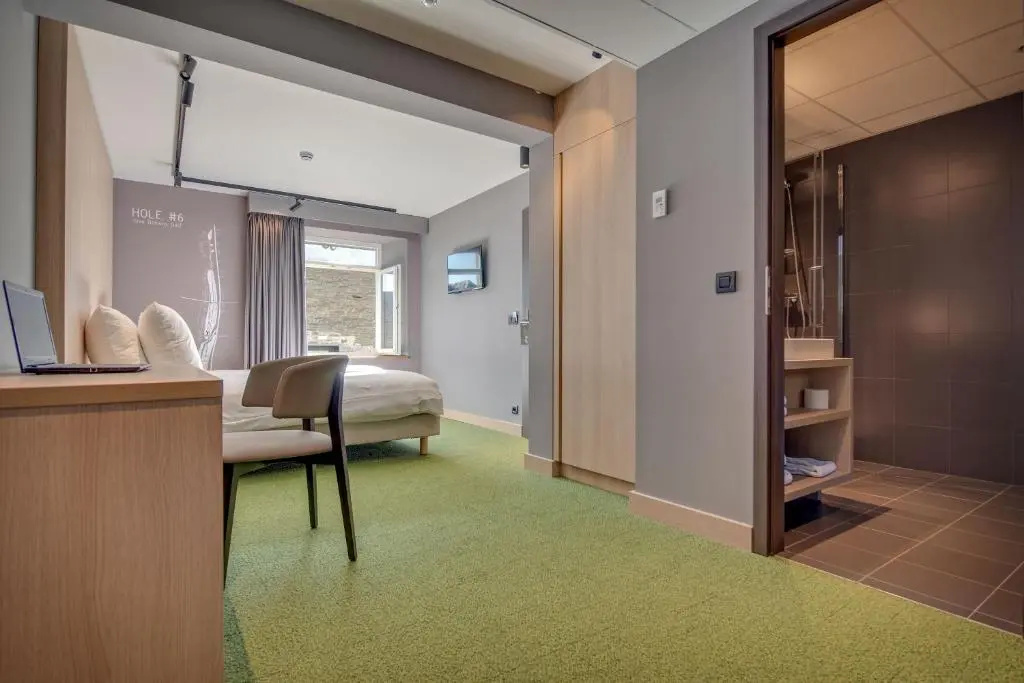 Comfort room