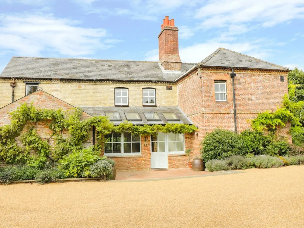 Modney Hall