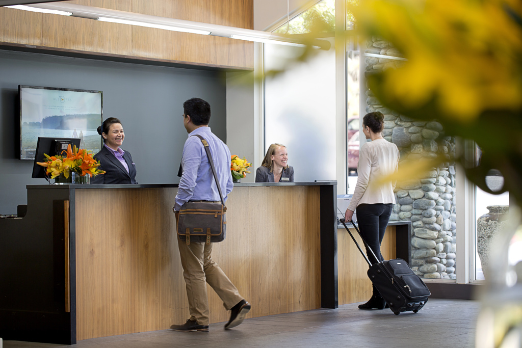 Lobby & Reception