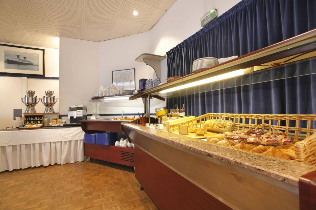 Kyriad Direct Rennes Ouest - Général