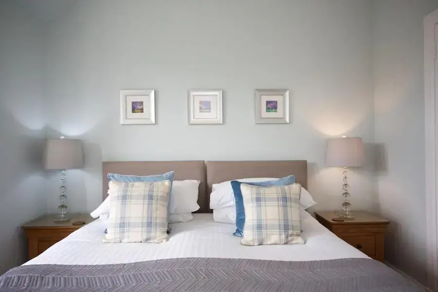 Dunmurray Lodge Guesthouse And Loft Apartment