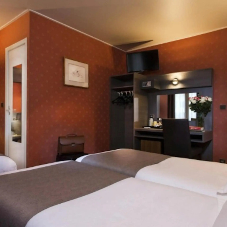 Hotel photo 30
