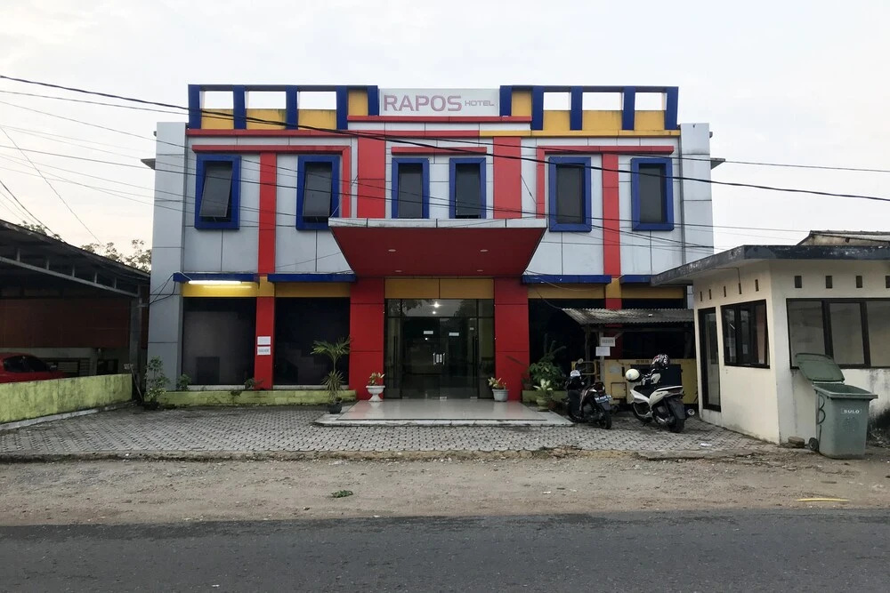 OYO 2144 Hotel Rapos