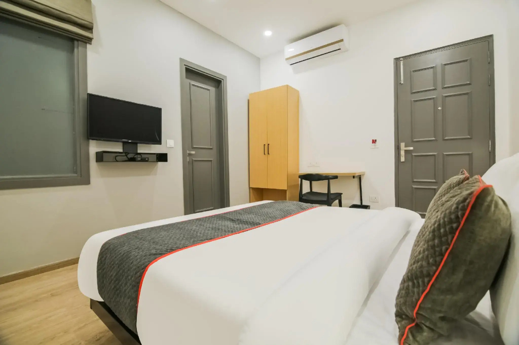 OYO Townhouse 245 Sunder Vihar